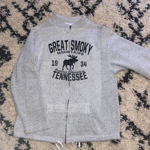 Grey and black great smoky mountains Tennessee zip up jacket!